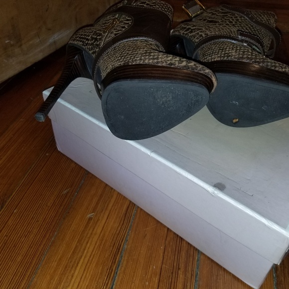 Michael kors leather booties - Picture 3 of 4